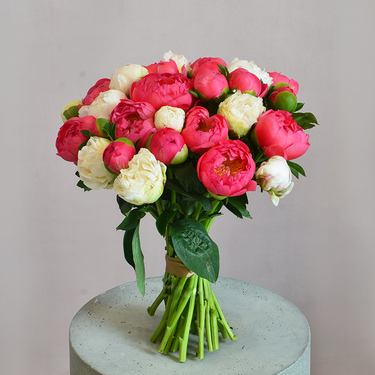 Sweet Heart Peony Bouquet | Buy Flowers in Dubai UAE | Flower Bouquet