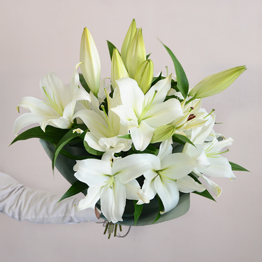 Lily Bouquet | Buy Flowers in Dubai UAE | Gifts