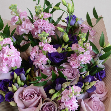 Showstopper | Buy Flowers in Dubai UAE | Gifts