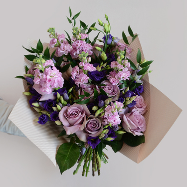 Showstopper | Buy Flowers in Dubai UAE | Gifts