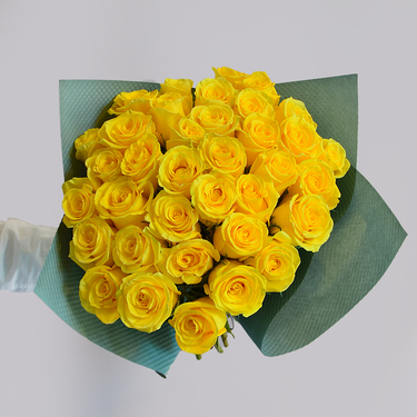 24 Sunny Roses | Buy Flowers in Dubai UAE | Gifts