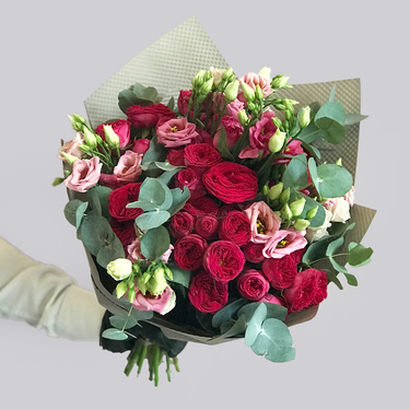 Adoring Heartfelt Bouquet | Buy Flowers in Dubai UAE | Gifts