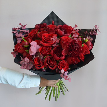 New Love Bouquet | Buy Flowers in Dubai UAE | Gifts