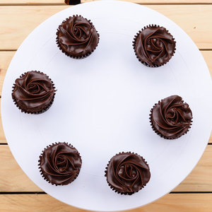 4 Chocolate Fudge Cupcakes | Buy Desserts in Dubai UAE | Gifts