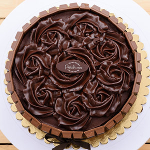 Kitkat Fudge Cake | Buy Cakes in Dubai UAE | Gifts