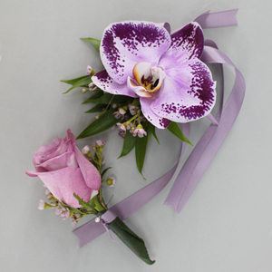 Lovestruck Corsage | Buy Bridal Bouquets in Dubai UAE | Wedding flowers