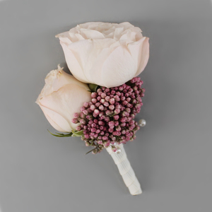 Adore Boutonniere | Buy Bridal Bouquets in Dubai UAE | Wedding flowers