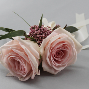 Adore Corsage | Buy Bridal Bouquets in Dubai UAE | Wedding flowers