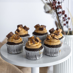 Snickers Cupcakes | Buy Desserts in Dubai UAE | Gifts