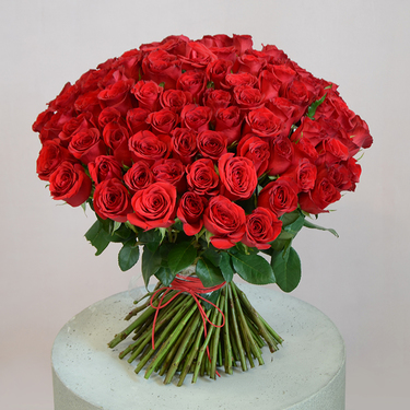 100 Red Roses by Rose Privee | Buy Flowers in Dubai UAE | Gifts