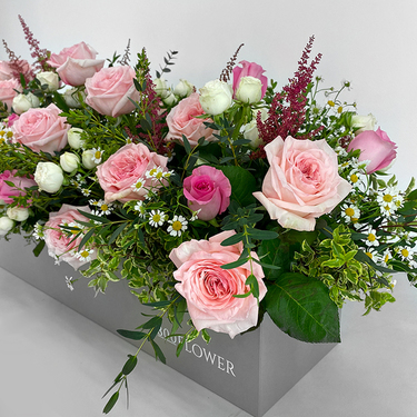 Jardin de la reine Box | Buy Flowers in Dubai UAE | Gifts